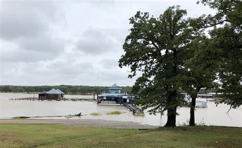 Catfish Bay Marina In Kingston Ok Near Lake Texoma