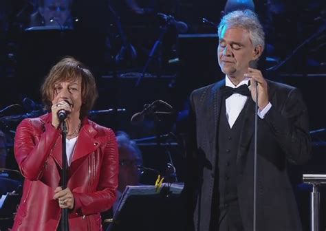 La notte in cui la. Gianna Nannini e Andrea Bocelli, l'emozionante duetto ...