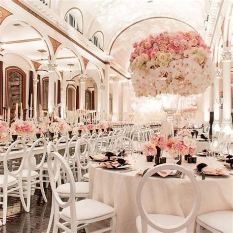 Tour celebrity homes, get inspired by famous interior designers, and explore the world's architectural. Belle The Magazine On Instagram: "This Wedding Set Up ...