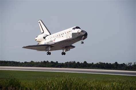 Space Shuttle Discovery Landing At Nasas Kennedy Space Center In