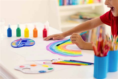 Todos Los Beneficios De Pintar Para Los Niños Criar Con Sentido Común