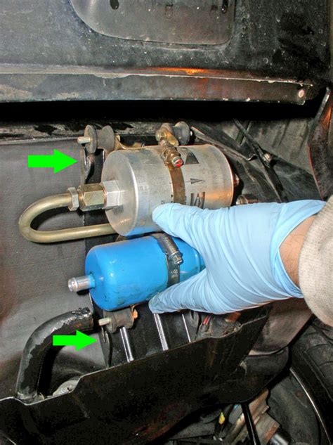 The fuel filter is often the forgotten filter. Porsche 928 How to Remove Fuel Tank - Rennlist