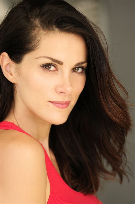Do you like this video? Stefania Spampinato ficha por la decimocuarta temporada de ...