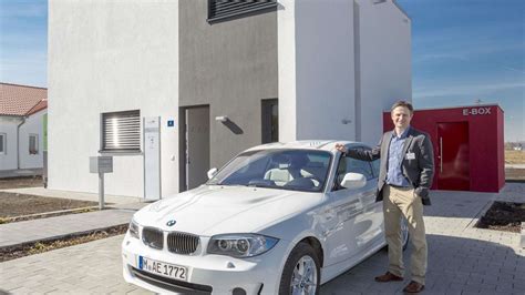 Bmw 2 series gran tourer; Das Haus zum Elektroauto - BMW Konzept e-Mobilie | Auto