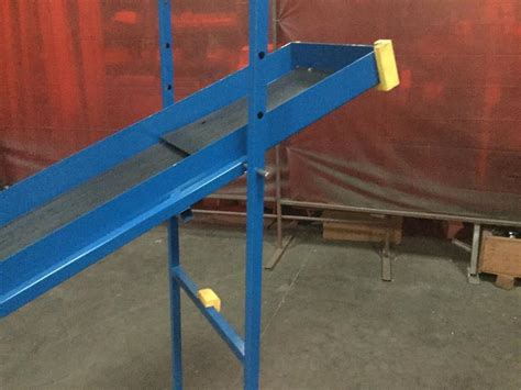 Chute Conveyor With Adjustable Incline 14in W X 72in L Specialized