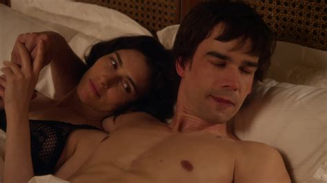 Auscaps Christopher Gorham Shirtless In Covert Affairs Elevate