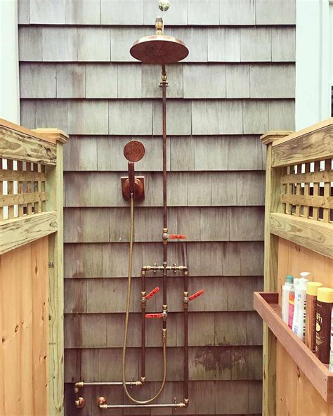 19 Outdoor Shower Ideas