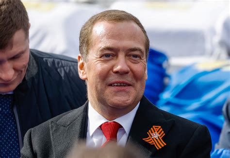 Former Russian President Medvedev Dismisses Biden S Visit To Kyiv