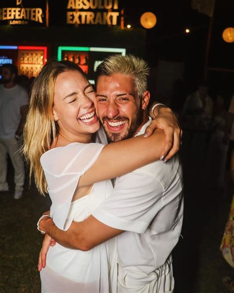 Touchés face au portugal lors du 8e de finale victorieux, eden hazard et kevin de bruyne sont le sujet. Vinicius Martinez se derrete por Carol Dantas: "Um casal ...