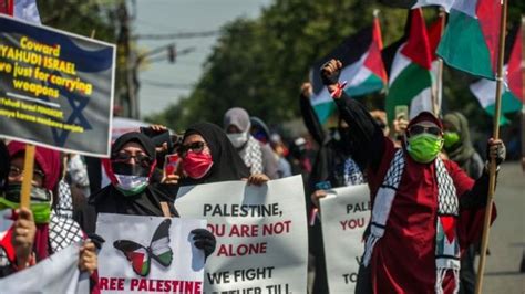 israeli palestinian conflict photos of pro palestine protest across di world against israel