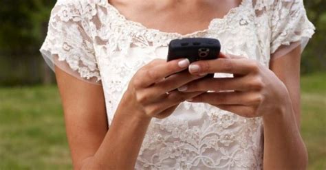Instead Of Vows This Bride To Be Read Out The Racy Texts Her Cheating