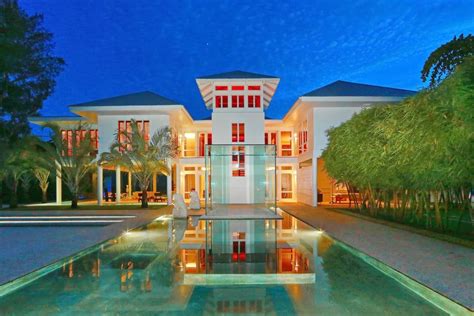 Aquadisia Beachfront Estate On Siesta Key Sells For 105 Million