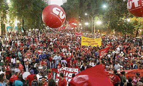 Essas lutas se encontraram lá hoje. PT chama militância à manifestação hoje na Av.Paulista, a ...