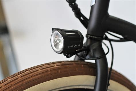 自転車 の ライト の 取り付け 方