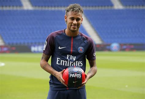Modified aug 07, 2021, 07:00 am et. Neymar in line for debut as PSG go to Guingamp- The New ...