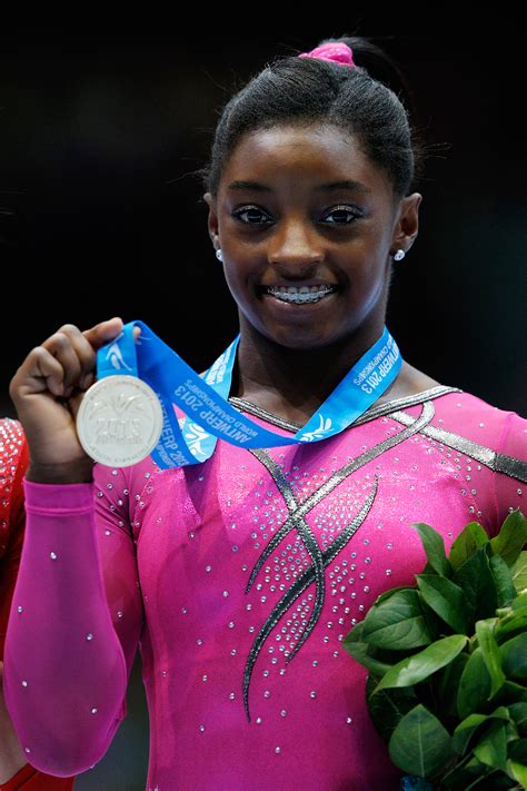 How Many Gold Medals Simone Biles Usa Gymnastics With World Title On Vault Simone Biles Ties