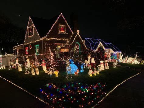 20 Most Decorated Christmas House Ideas That Will Inspire Your Holiday