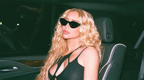Iggy Azalea Sells Out Her First Onlyfans Sex Tape