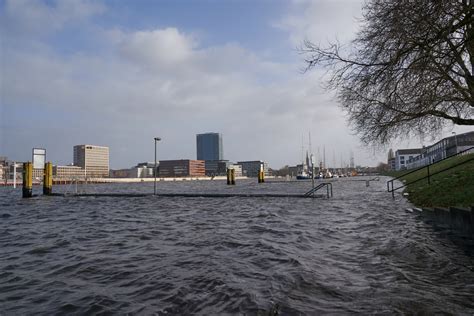 Sturmflut In Bremen 11 Foto And Bild Fotos City World Bilder Auf