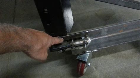 Retractable Casters Welding Table Youtube