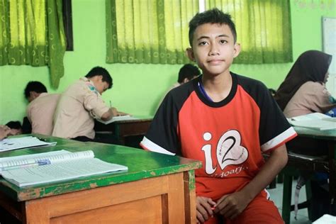 Hampir di setiap tahunnya, modus penipuan lowongan pekerjaan selalu saja ada. Persebaya Usung Pemain di Bawah 17 Tahun pada Piala ...