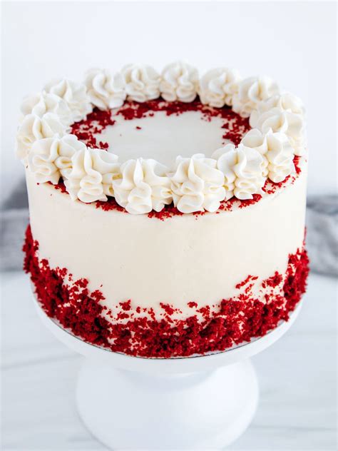 Hướng Dẫn How To Decorate A Red Velvet Cake Với Những Chiếc Bánh đỏ Mịn Màng