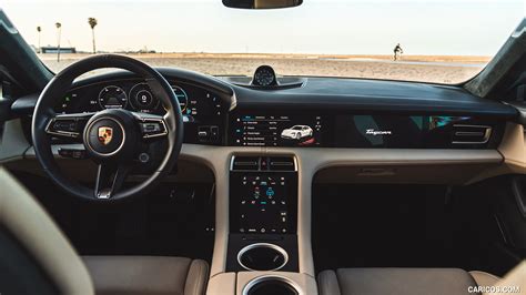 2021 Porsche Taycan Turbo Cross Turismo (Color: Gentian Blue