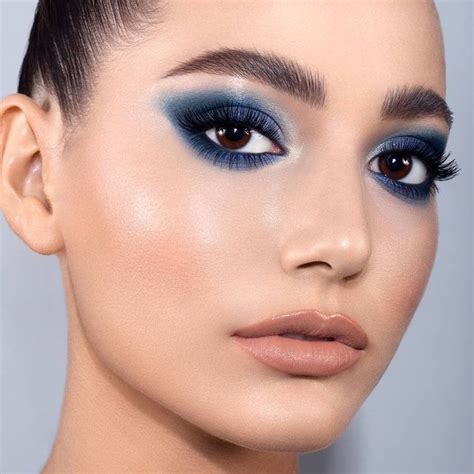 Instagram In 2021 Blue Makeup Looks Blue Makeup Eyeshadow