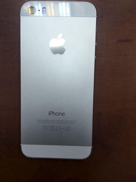 Продается Apple Iphone 5s 64gb Silver