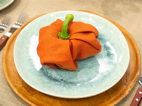 How To Fold Festive Pumpkin Napkins Thanksgiving Food Crafts