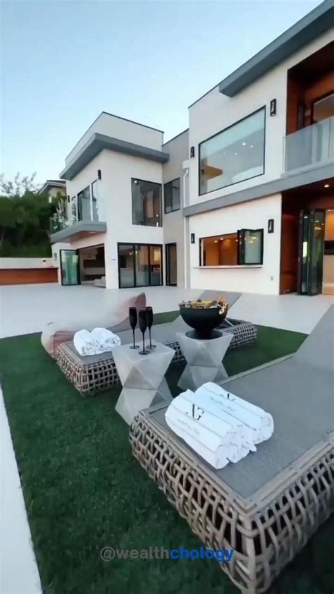 Inside The Most Expensive Home In Calabasas California Luxury House
