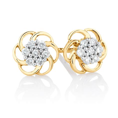 Flower Stud Earrings With Diamonds In Ct Yellow Gold