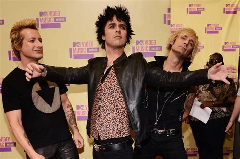 Mldspot Album Terbaru Green Day “revolution Radio”