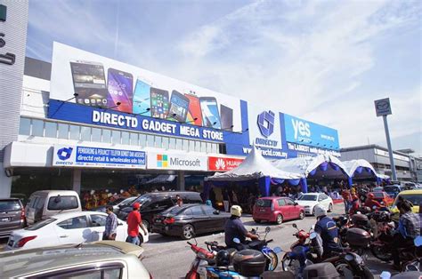 Directd Opens Largest Mobile Outlet In Pj Thehiveasia