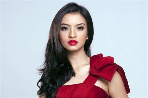 Raline shah tabs, chords, guitar, bass, ukulele chords, power tabs and guitar pro tabs including. Bergelimang Harta, Raline Shah Merasa Susah Jadi Orang ...