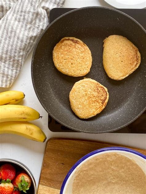 Healthy Pancakes Recipe With Oatmeal And Banana The Picky Eater