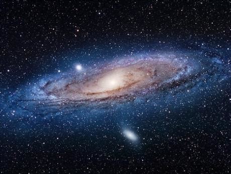 Born and raised in turkey, she moved from istanbul to ankara to study physics at university where she was one of the very few female students in her department. La galaxie d'Andromède, une voisine de la Voie lactée à ...