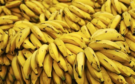 Banana Desktop Wallpaper | PixelsTalk.Net