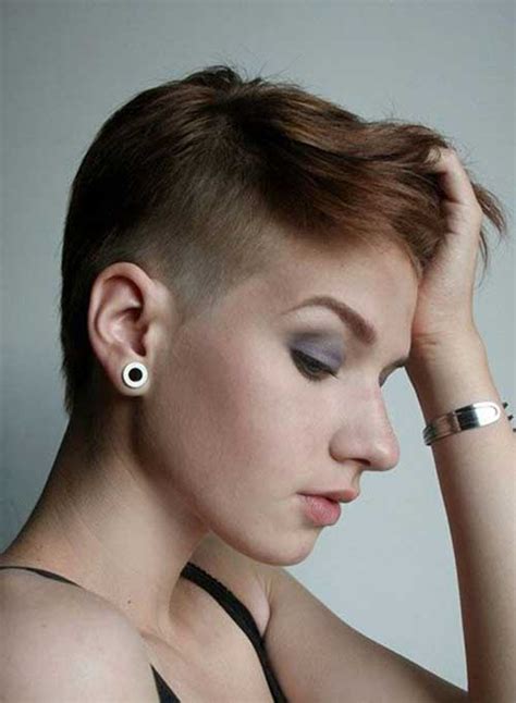 15 Pixie Cuts With Shaved Side Pixie Cut Haircut For 2019
