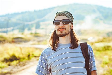 How To Wear A Bandana On Long Hair Mens Ultimate Guide