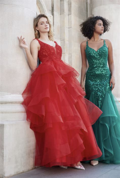 Guide To Picking The Perfect Prom Dress Azazie Blog