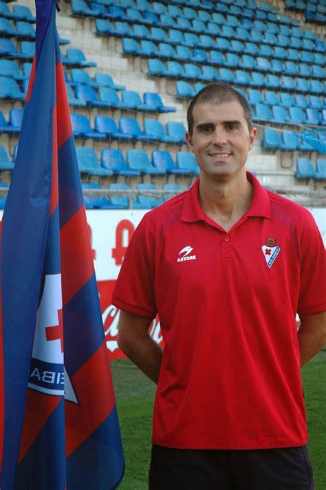 Eusko Blog : Gazteleraz: Entrevista a Gaizka Garitano