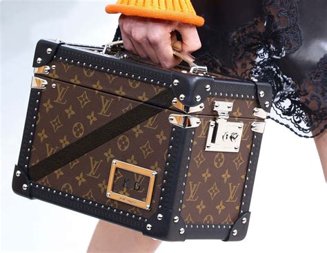 The official twitter page for louis vuitton worldwide. Louis Vuitton Remained the World's Most Valuable Luxury ...