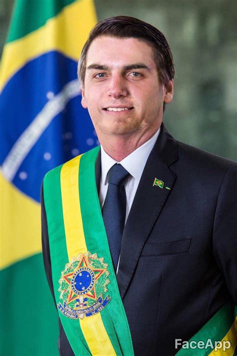 Eduardo Bolsonaro é Jair Bolsonaro Com O Filtro Jovem Do Faceapp R