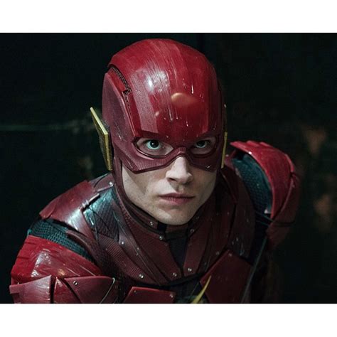 Warner Cogita Cancelar The Flash Por Conta De Pol Micas Envolvendo Ezra