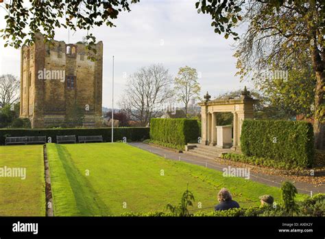 Guildford Castle And War Memorial Guildford Castle Grounds Stock
