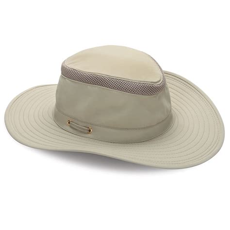 The Travelers Ventilated Crushable Hat Hammacher Schlemmer