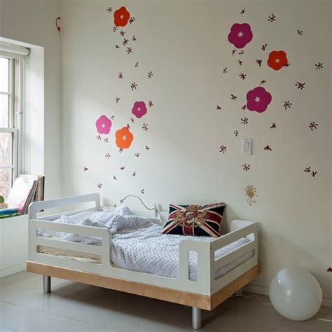 Childrens borders for bedrooms uk. Child's floral bedroom | Modern bedroom ideas ...