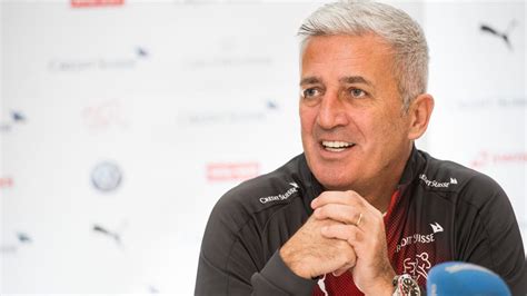 Zuvor stand er bei verschiedenen schweizer. Interview: Fussball-Experte zum neuen Vertrag für den Nati ...