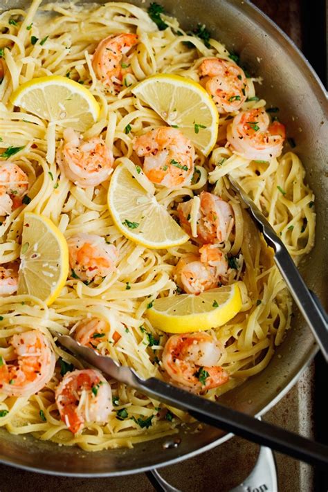 While the pasta is cooking, combine the cream, wine, garlic, and black pepper in a large skillet and bring to a simmer over high heat. 15 Pasta Recipes - My Life and Kids